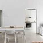 A Casa Di Giorgia By Wonderful Italy 아파트 *